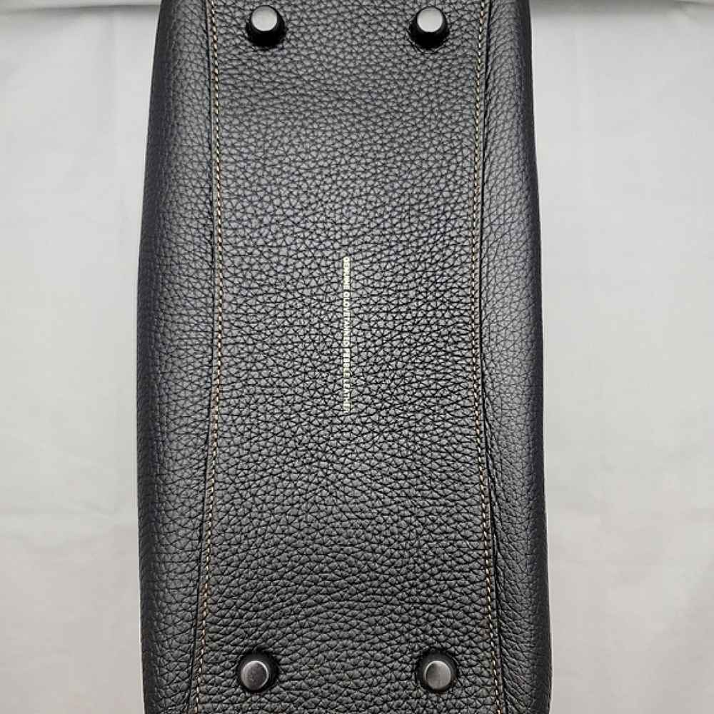 Coach Pyramid Eye Rogue - Picture 7 of 16